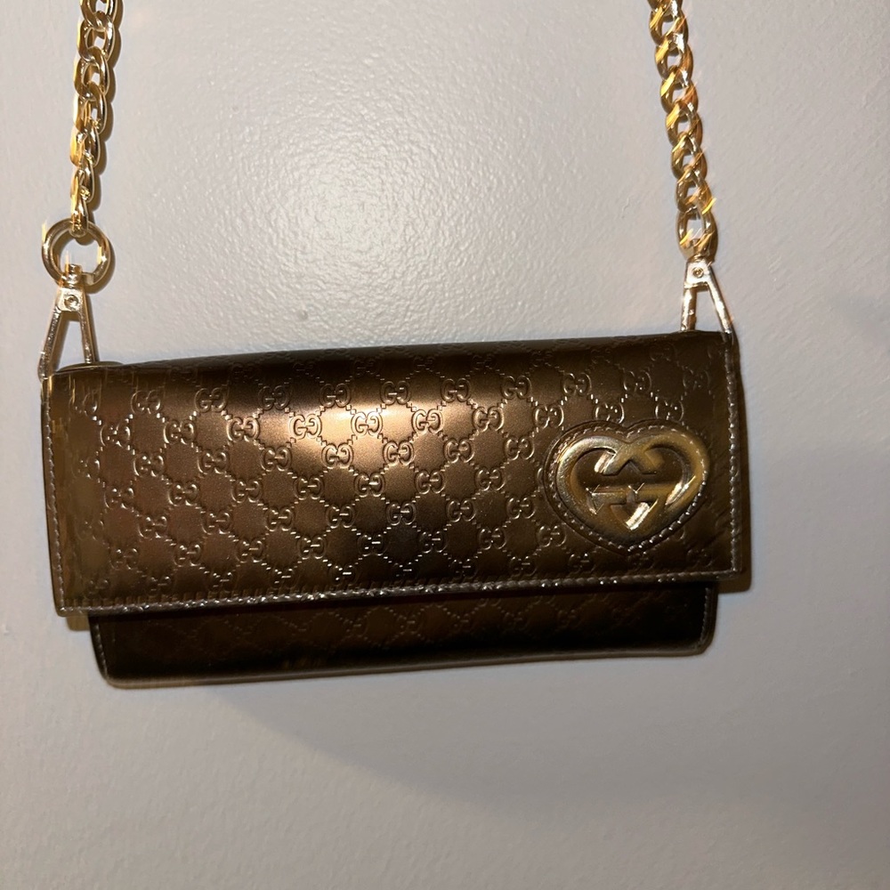 Authentic Gucci crossbody checkbook wallet